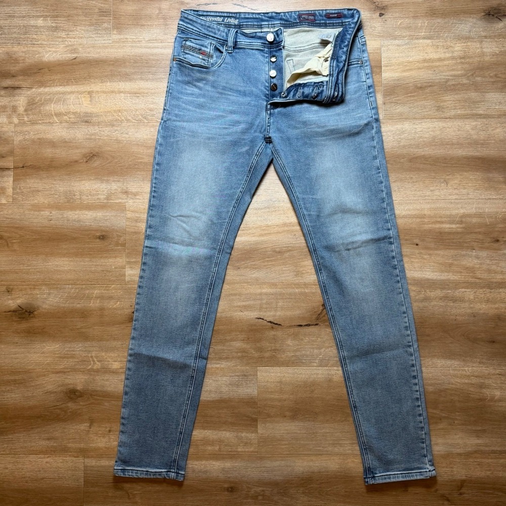 Diesel Narrot JoggJeans Mens 32x31 Light Blue Denim Sweatpants Hybrid Tapered